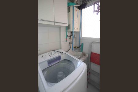 Apartamento à venda com 60m², 3 quartos e 1 vagaÁrea de Serviço