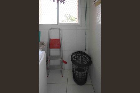 Apartamento à venda com 60m², 3 quartos e 1 vagaÁrea de Serviço