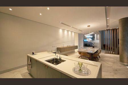 Casa de condomínio à venda com 408m², 4 quartos e 8 vagas Casa de condomínio à venda com 408m², 4 quartos e 8 vagasCozinha