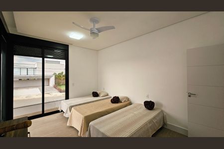 Casa de condomínio à venda com 408m², 4 quartos e 8 vagas Casa de condomínio à venda com 408m², 4 quartos e 8 vagasQuarto 1