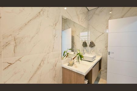 Casa de condomínio à venda com 408m², 4 quartos e 8 vagas Casa de condomínio à venda com 408m², 4 quartos e 8 vagasBanheiro da Suíte 2