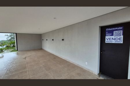 Casa de condomínio à venda com 408m², 4 quartos e 8 vagas Casa de condomínio à venda com 408m², 4 quartos e 8 vagasPlaca