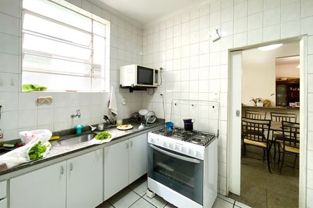 Apartamento para alugar com 130m², 3 quartos e 1 vaga Apartamento para alugar com 130m², 3 quartos e 1 vagaCozinha