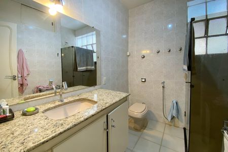 Apartamento para alugar com 130m², 3 quartos e 1 vaga Apartamento para alugar com 130m², 3 quartos e 1 vagaBanheiro