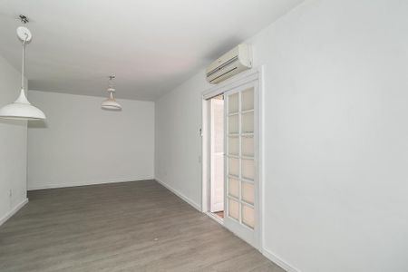 Sala de apartamento à venda com 1 quarto, 72m² em Auxiliadora, Porto Alegre