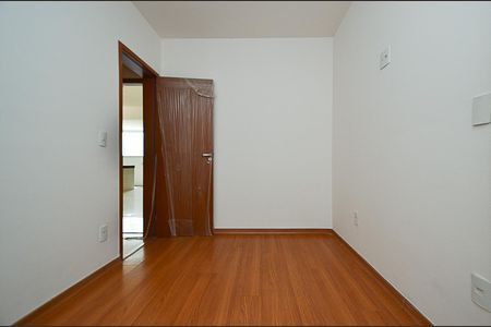 Apartamento à venda com 90m², 2 quartos e 2 vagasSuite