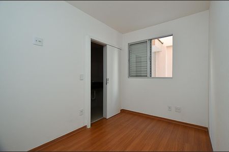 Apartamento à venda com 90m², 2 quartos e 2 vagasSuite