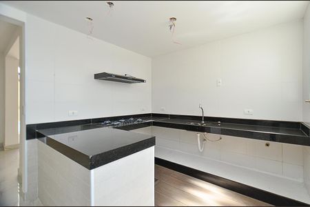 Apartamento à venda com 90m², 2 quartos e 2 vagasCozinha