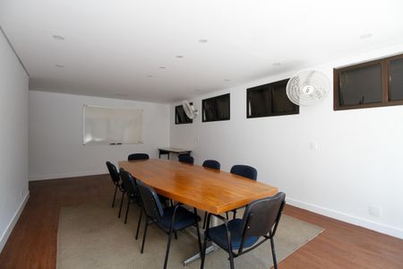 Apartamento à venda com 40m², 1 quarto e 1 vagaÁrea Comum - Sala de Reunião