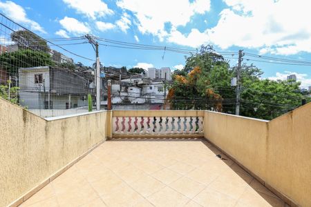 Casa para alugar com 120m², 2 quartos e 2 vagas Casa para alugar com 120m², 2 quartos e 2 vagasQuarto 1