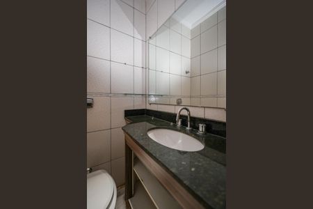 Casa para alugar com 120m², 2 quartos e 2 vagas Casa para alugar com 120m², 2 quartos e 2 vagasBanheiro