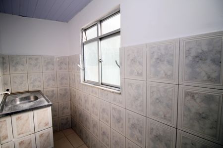 Cozinha de kitnet/studio para alugar com 1 quarto, 40m² em Penha Circular, Rio de Janeiro