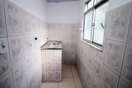 Cozinha de kitnet/studio para alugar com 1 quarto, 40m² em Penha Circular, Rio de Janeiro