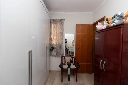 Casa à venda com 110m², 3 quartos e 2 vagasQuarto 2
