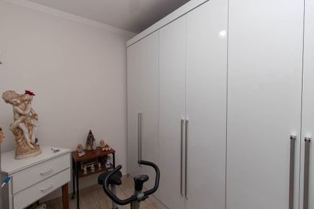 Casa à venda com 110m², 3 quartos e 2 vagasQuarto 2