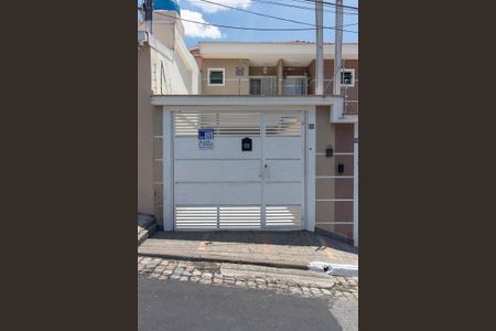 Casa à venda com 110m², 3 quartos e 2 vagasFachada