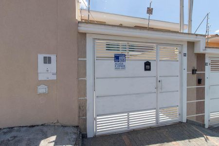 Casa à venda com 110m², 3 quartos e 2 vagasFachada