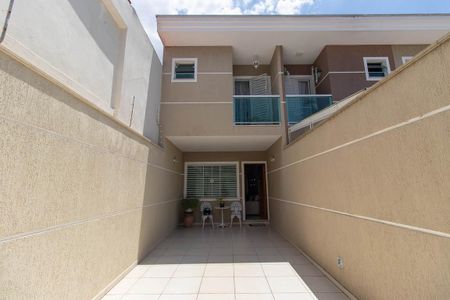 Casa à venda com 110m², 3 quartos e 2 vagasGaragem
