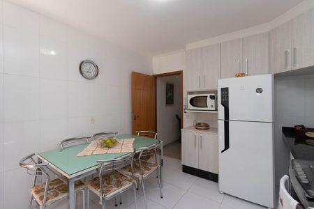 Casa à venda com 110m², 3 quartos e 2 vagasCozinha