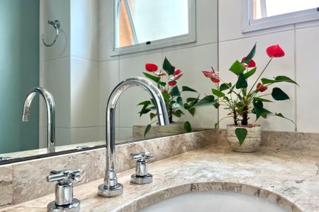 Apartamento para alugar com 158m², 3 quartos e 2 vagas Apartamento para alugar com 158m², 3 quartos e 2 vagasBanheiro da Suíte 1