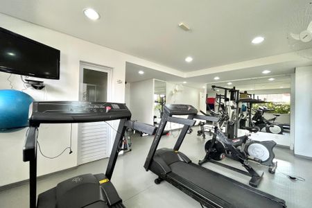 Apartamento para alugar com 158m², 3 quartos e 2 vagas Apartamento para alugar com 158m², 3 quartos e 2 vagasÁrea comum - Academia