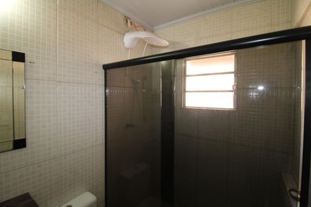 Casa à venda com 108m², 2 quartos e sem vagaQuarto 1 - Banheiro