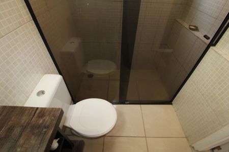 Casa à venda com 108m², 2 quartos e sem vagaQuarto 1 - Banheiro