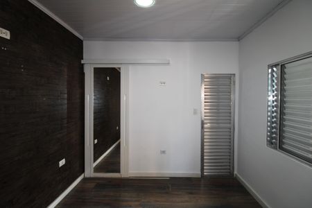 Casa à venda com 108m², 2 quartos e sem vagaQuarto 1