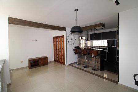Sala / Cozinha de casa para alugar com 2 quartos, 108m² em Santana, São Paulo