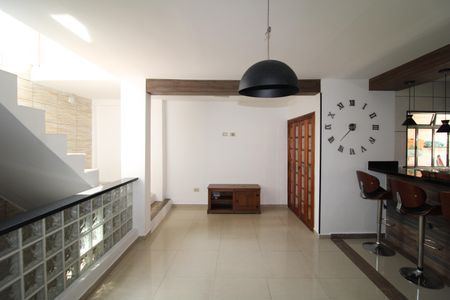 Casa à venda com 108m², 2 quartos e sem vagaSala / Cozinha