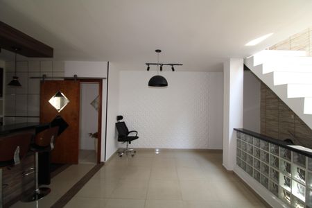 Casa à venda com 108m², 2 quartos e sem vagaSala / Cozinha