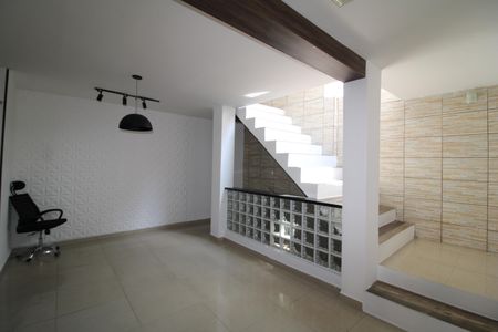 Casa à venda com 108m², 2 quartos e sem vagaSala / Cozinha