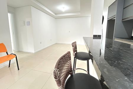 Sala de apartamento para alugar com 2 quartos, 84m² em Ribeirão da Ilha, Florianópolis