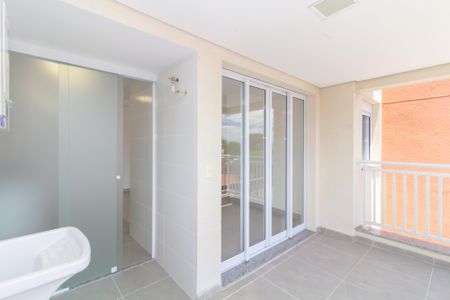 Apartamento para alugar com 60m², 2 quartos e 1 vaga Apartamento para alugar com 60m², 2 quartos e 1 vagaVaranda