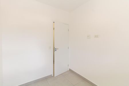 Quarto 1 de apartamento para alugar com 2 quartos, 60m² em Vila Jacuí, São Paulo