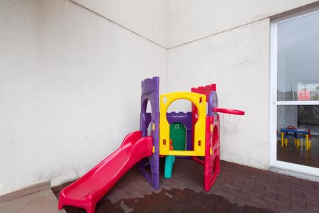 Apartamento para alugar com 60m², 2 quartos e 1 vaga Apartamento para alugar com 60m², 2 quartos e 1 vagaÁrea comum - Playground