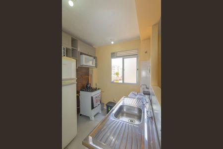 Apartamento para alugar com 48m², 2 quartos e 1 vaga Apartamento para alugar com 48m², 2 quartos e 1 vagaCozinha e Área de Serviço
