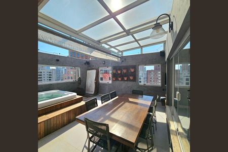 Apartamento à venda com 2 quartos, 118m² em Vila Nova Conceição, São Paulo