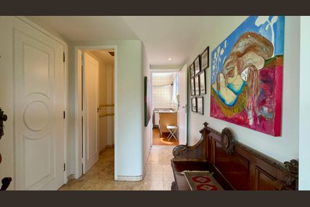 Apartamento à venda com 185m², 3 quartos e 3 vagasHall de entrada