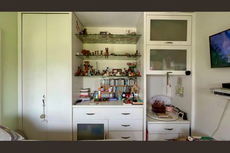 Apartamento à venda com 185m², 3 quartos e 3 vagasSuíte 3