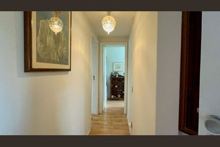 Apartamento à venda com 185m², 3 quartos e 3 vagasCorredor