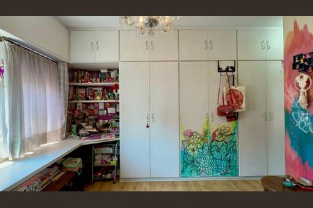 Apartamento à venda com 185m², 3 quartos e 3 vagasSuíte 2