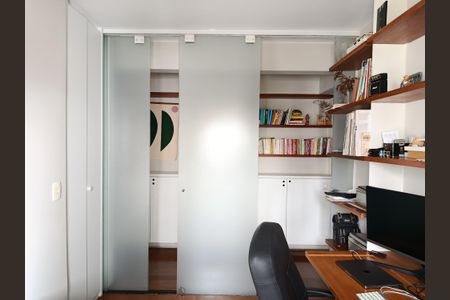 Apartamento para alugar com 154m², 3 quartos e 2 vagasEscritório