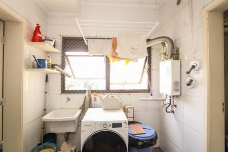 Apartamento à venda com 110m², 3 quartos e 2 vagas Apartamento à venda com 110m², 3 quartos e 2 vagasÁrea de Serviço