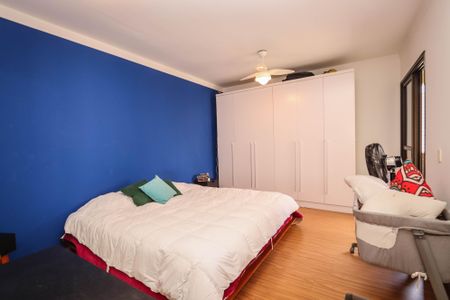 Apartamento à venda com 110m², 3 quartos e 2 vagas Apartamento à venda com 110m², 3 quartos e 2 vagasSuite