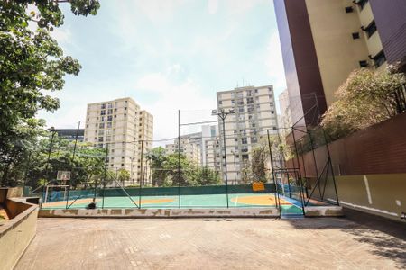 Apartamento à venda com 110m², 3 quartos e 2 vagas Apartamento à venda com 110m², 3 quartos e 2 vagasQuadra Esportiva