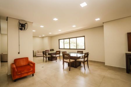 Apartamento à venda com 110m², 3 quartos e 2 vagas Apartamento à venda com 110m², 3 quartos e 2 vagasÁrea comum - Salão de festas Gourmet