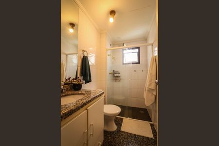 Apartamento à venda com 110m², 3 quartos e 2 vagas Apartamento à venda com 110m², 3 quartos e 2 vagasBanheiro 2