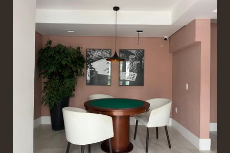 Apartamento para alugar com 62m², 2 quartos e 1 vaga Apartamento para alugar com 62m², 2 quartos e 1 vagaSala de Jogos