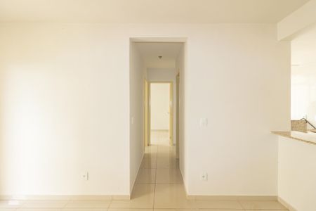 Sala de apartamento para alugar com 2 quartos, 56m² em Campo Grande, Rio de Janeiro